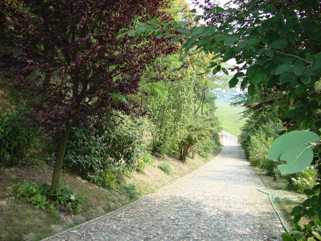 לינה וארוחת בוקר Moncucco Torinese Cascina Nel Bosco מראה חיצוני תמונה