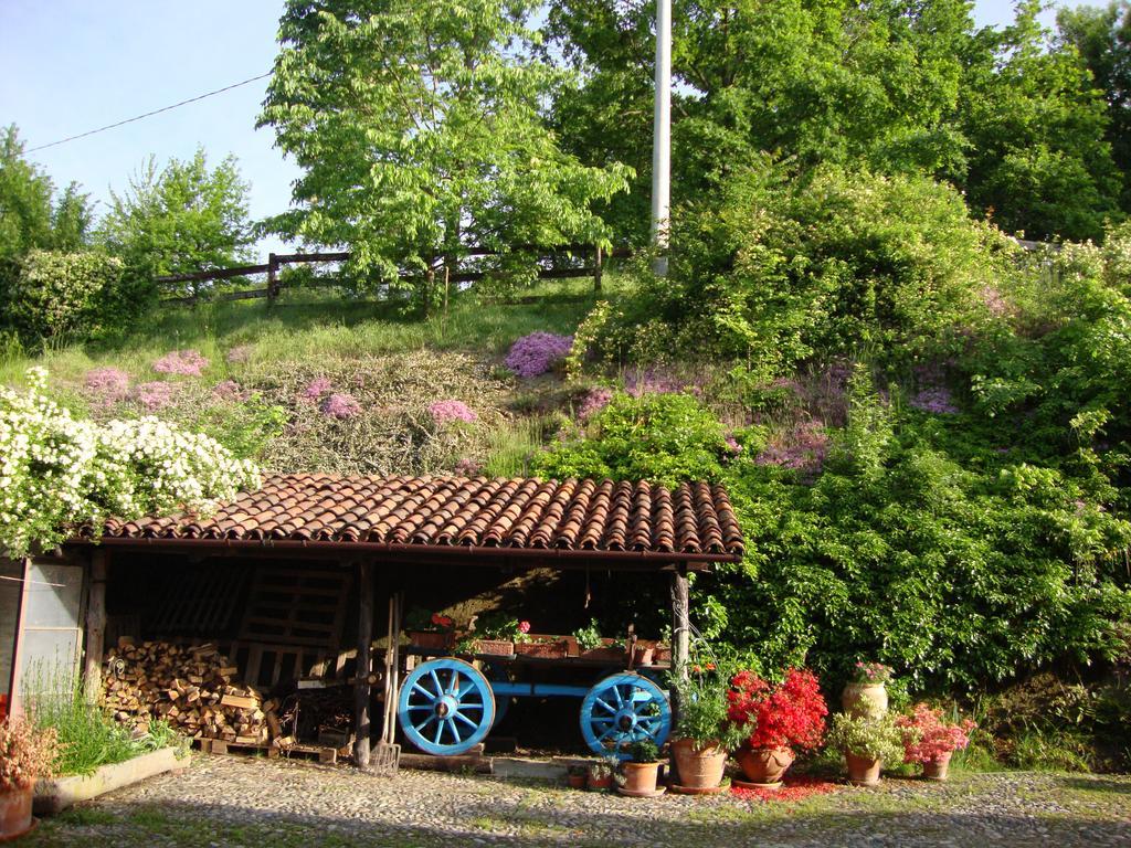 לינה וארוחת בוקר Moncucco Torinese Cascina Nel Bosco מראה חיצוני תמונה